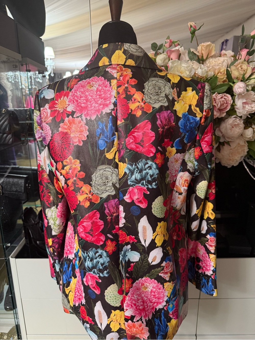Alice + Olivia Black Floral Single-Button Blazer - Picture 5 of 11